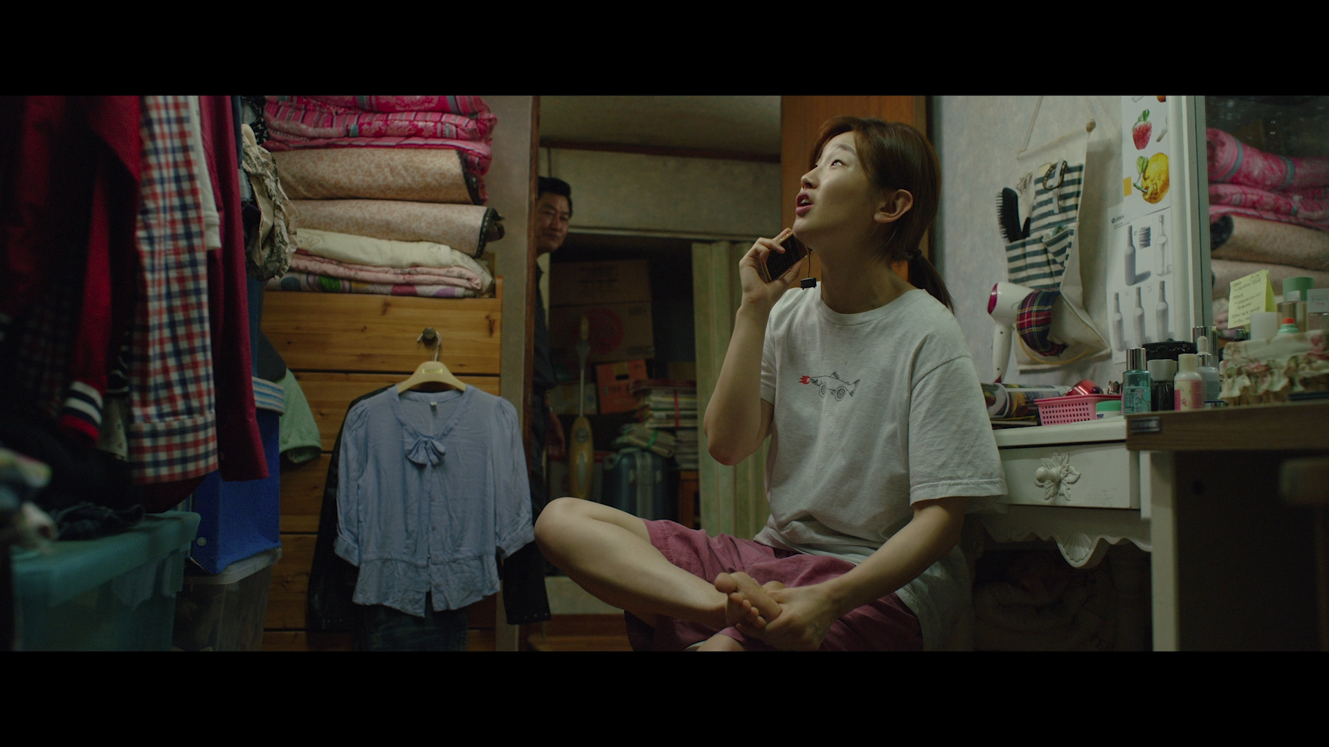 Parásitos (2019) (Otaku Tail No Fansub)